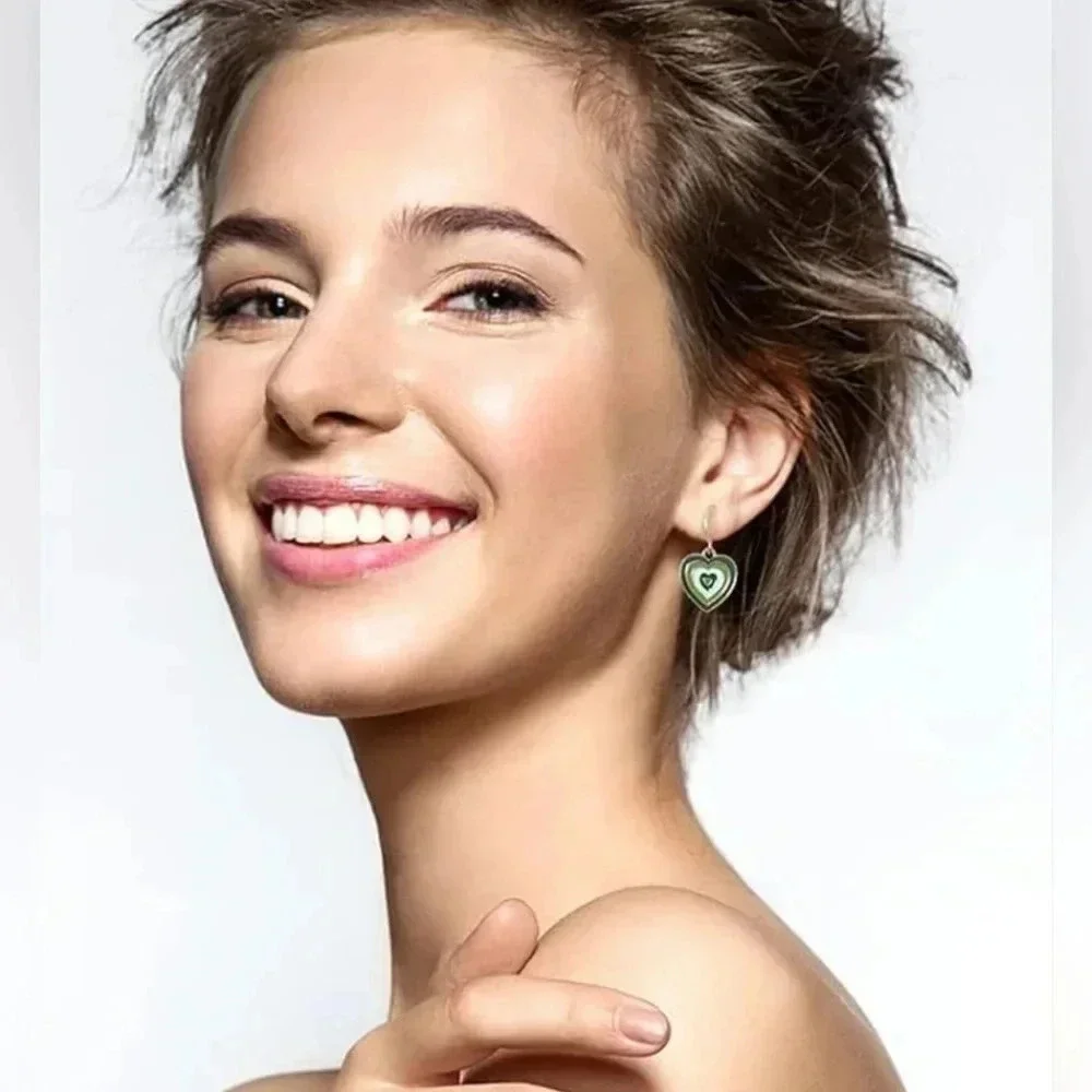 1 LEFT! Gold Plated Acrylic Green Heart Clamp Dangle Earrings - Picture 3 of 3